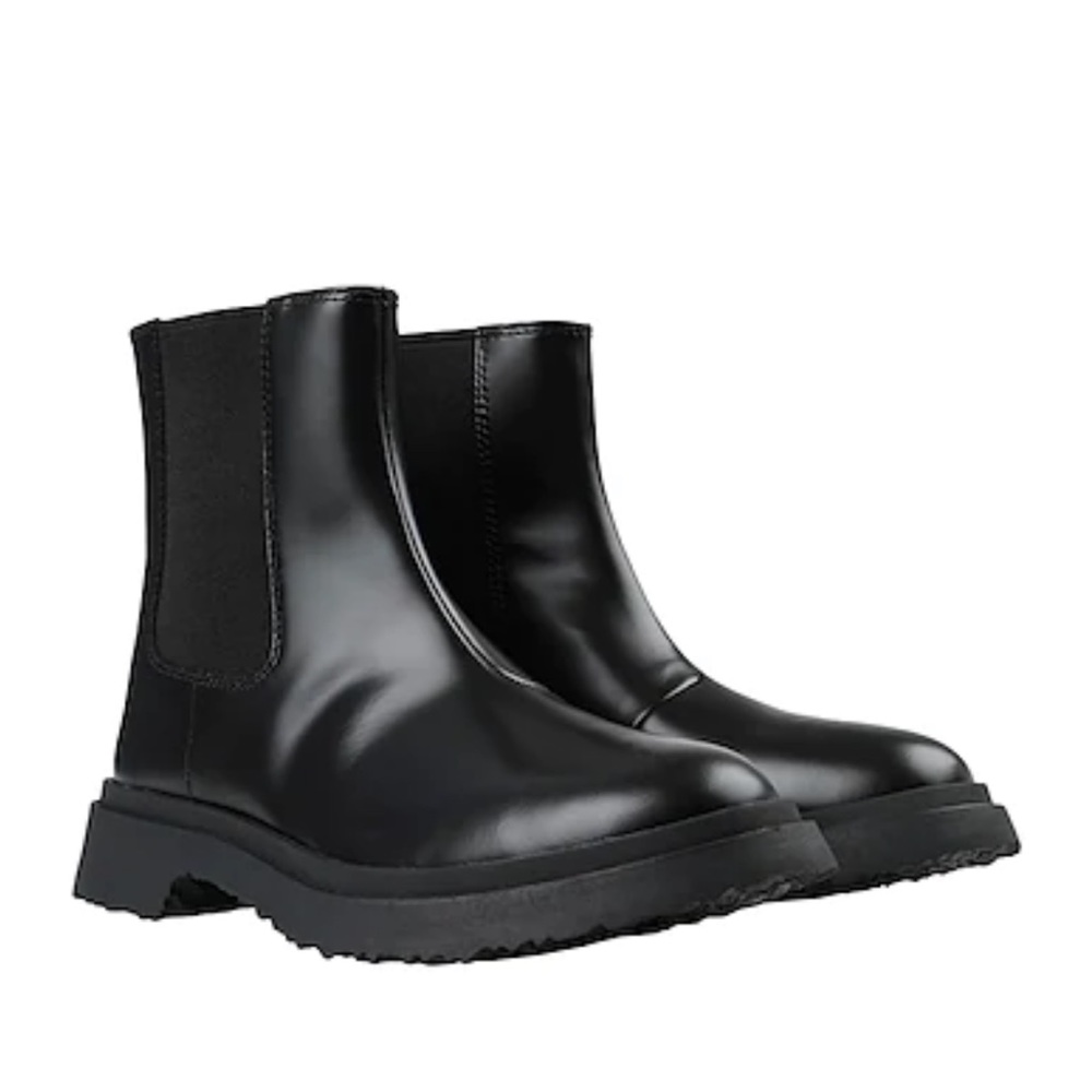Camper Walden Chunky Lug Sole Chelsea Boots Black Leather Size 40 EU